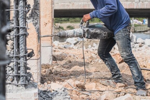 AdobeStock_281723925-960x384